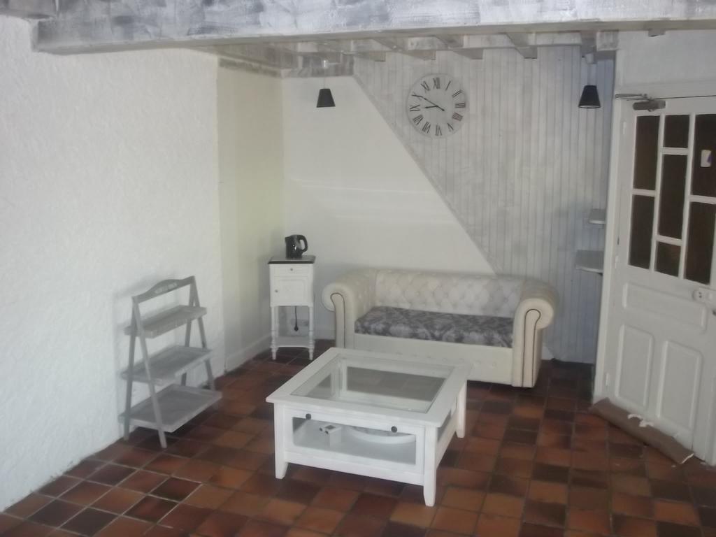 Bed and Breakfast Au Vieux Logis 63 Saint-Remy-sur-Durolle Экстерьер фото